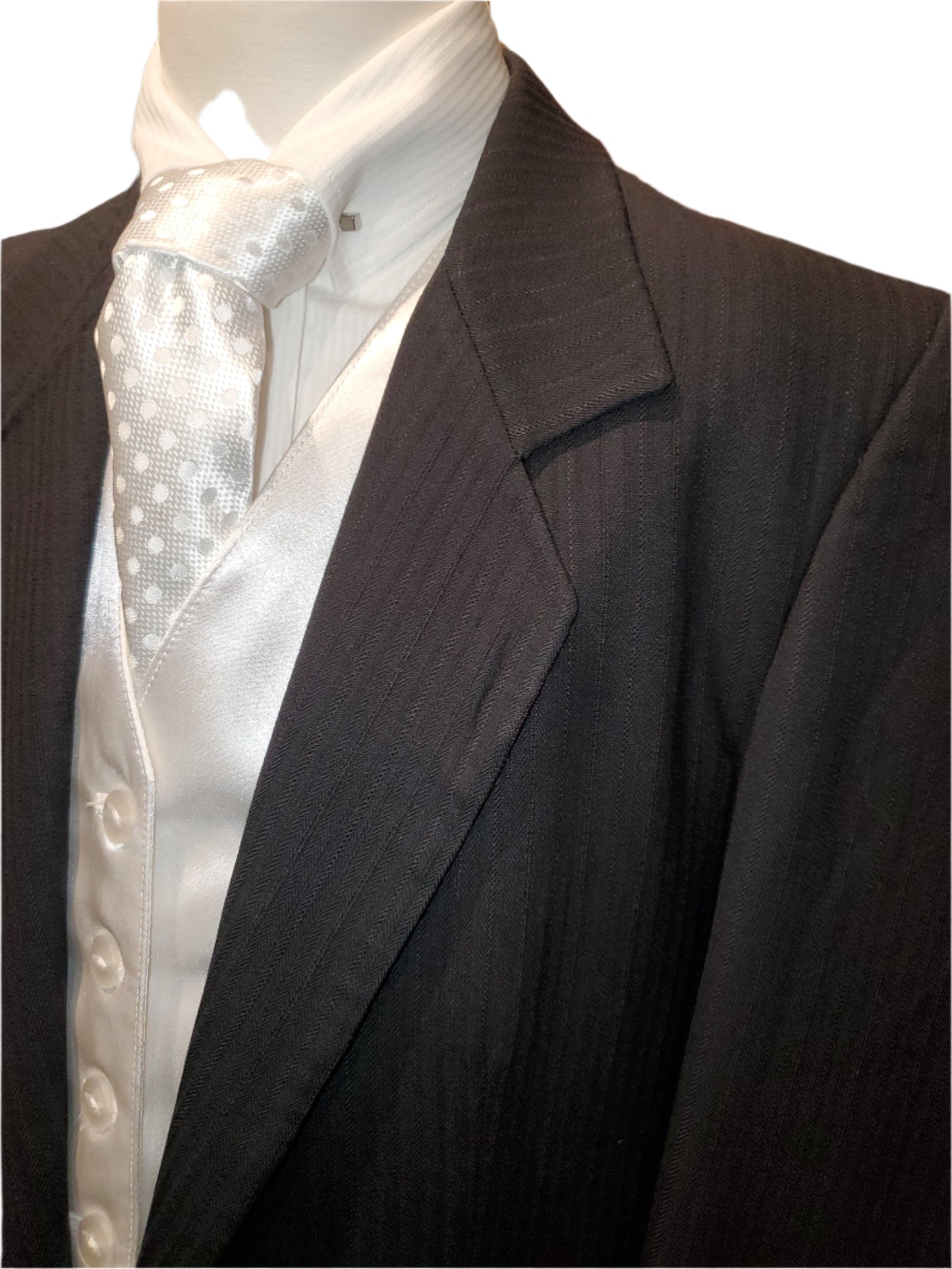 Marsha De Arriaga, Youth Day Suit