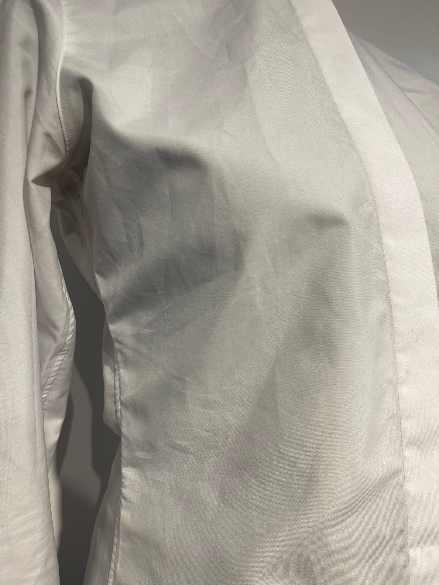 Essex, White Ladies 32 Hunt Shirt