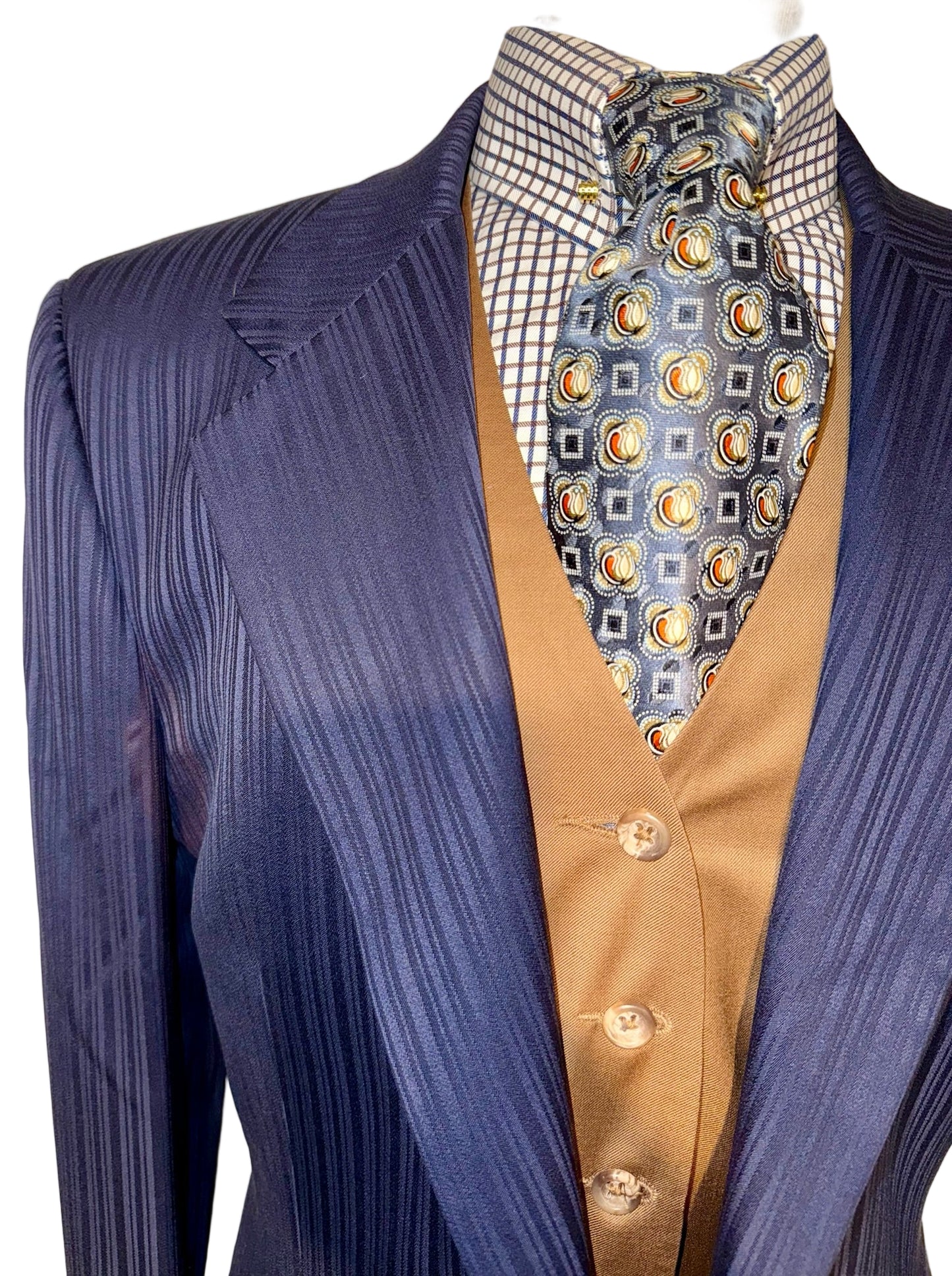 Saddle Seat Connection, Men's Suit