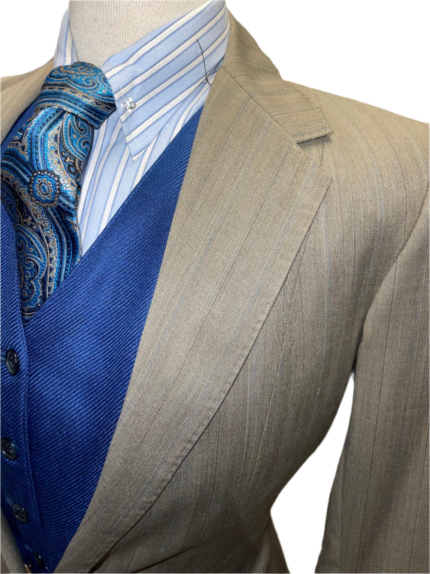 Le Cheval, Ladies Day Suit