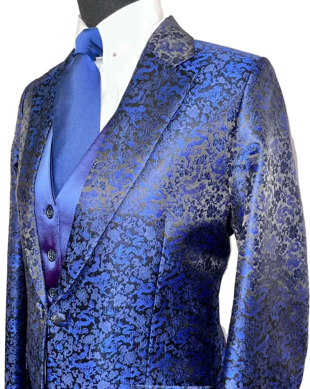 Huntress, Custom Ladies Day Coat