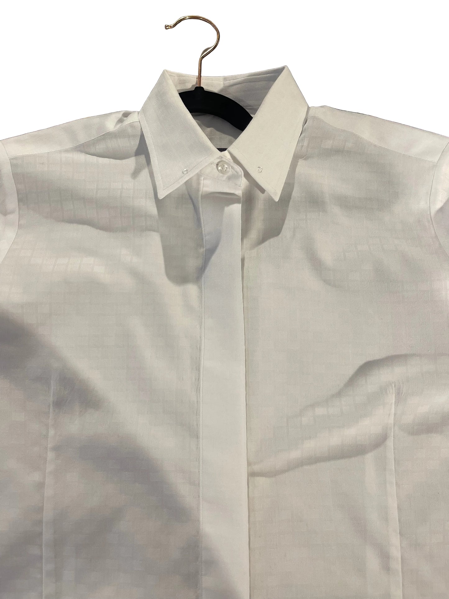 Ellie May, White Shirt