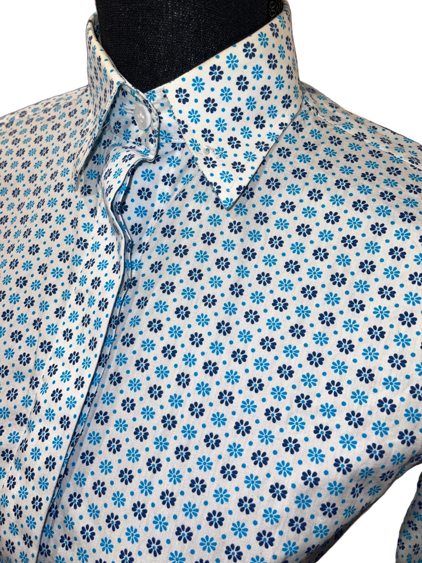Ellie May, Teal Flower Shirt