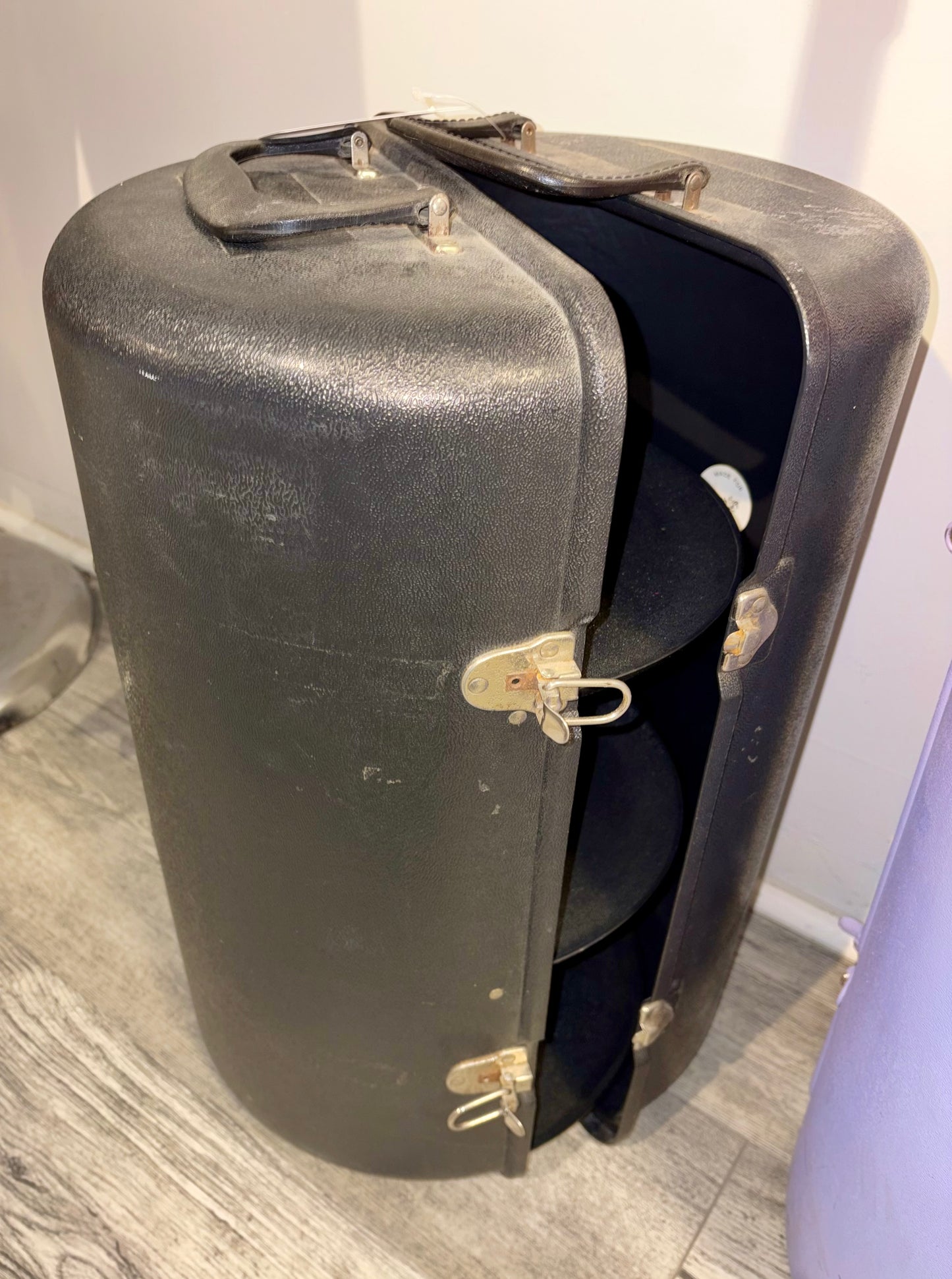 3 Hat Carrier
