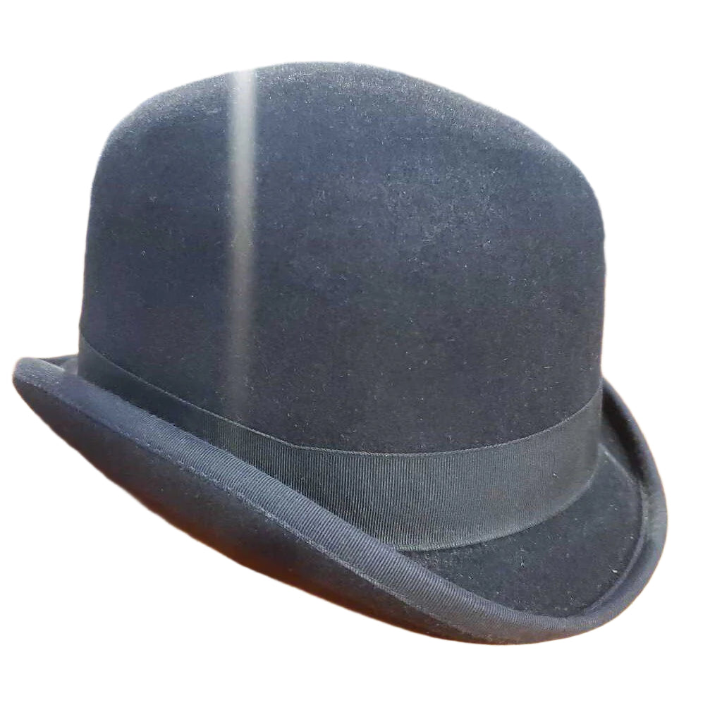 Black derby 6 5/8