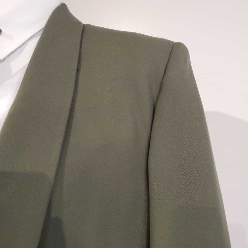 Carl Meyers, Ladies Day Coat