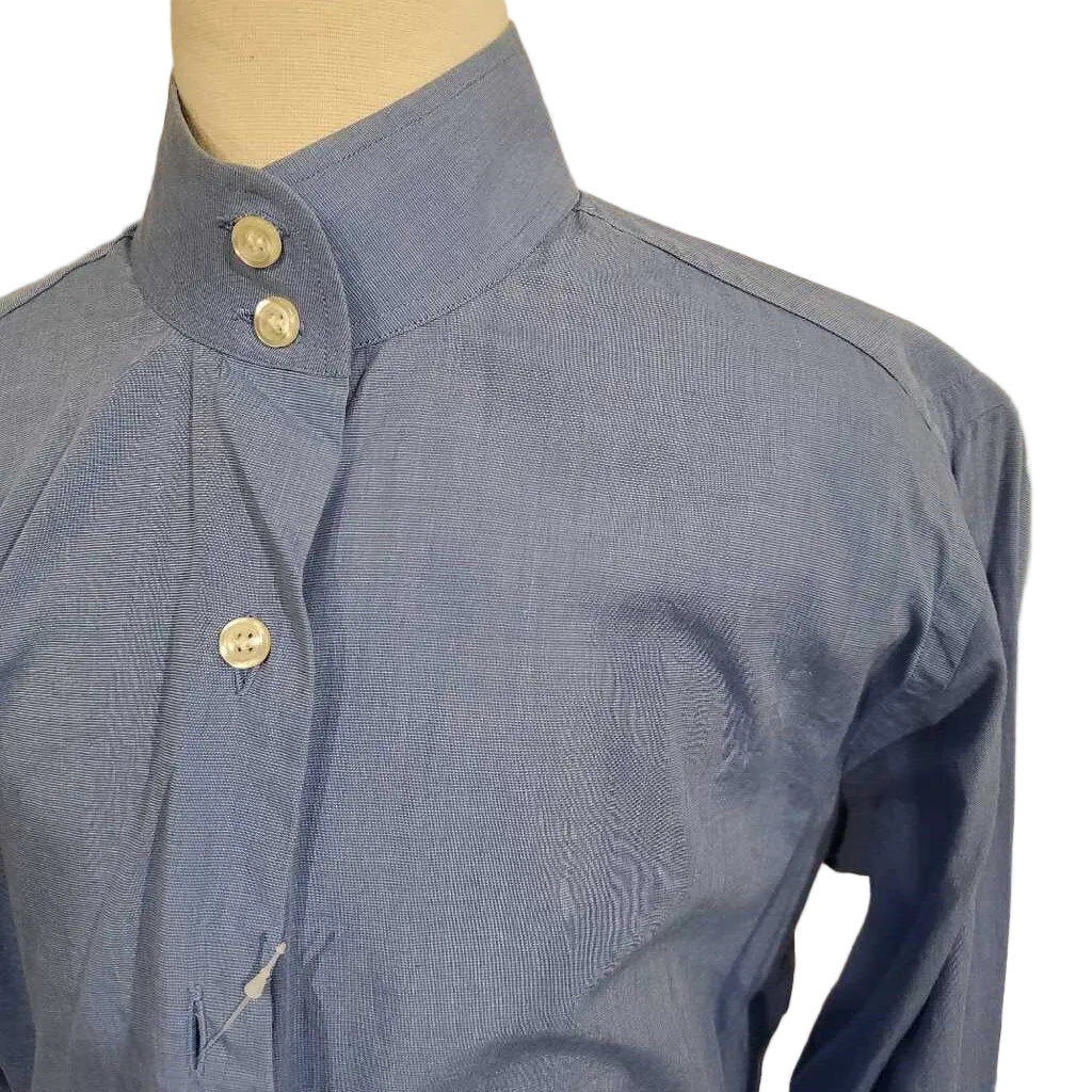 Show Season, Blue Hunt Shirt