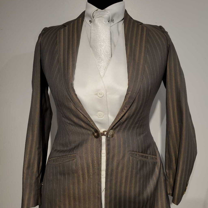 Hawkewood, Girl's Day Suit
