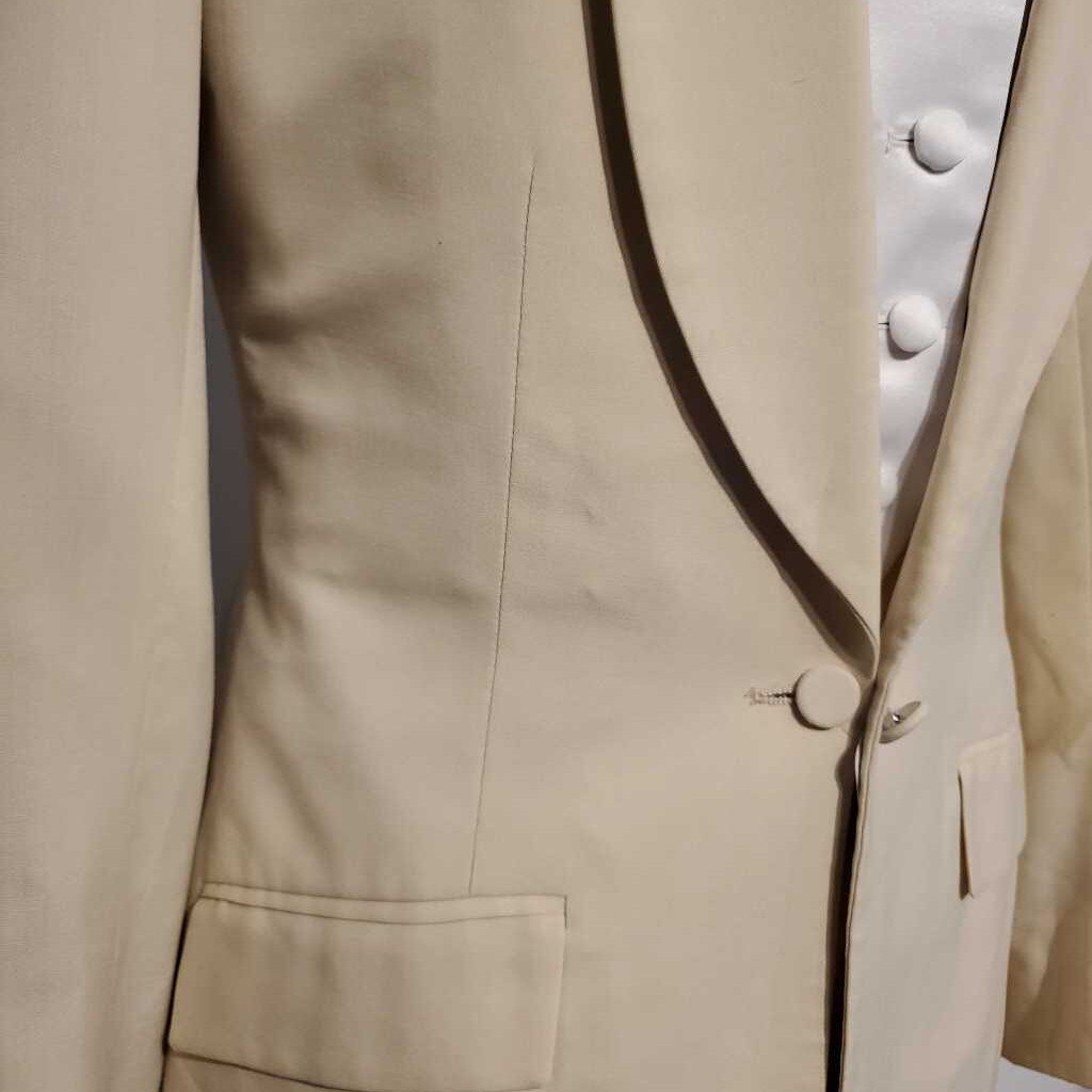 Tailored Sportsman, Ladies Day Coat