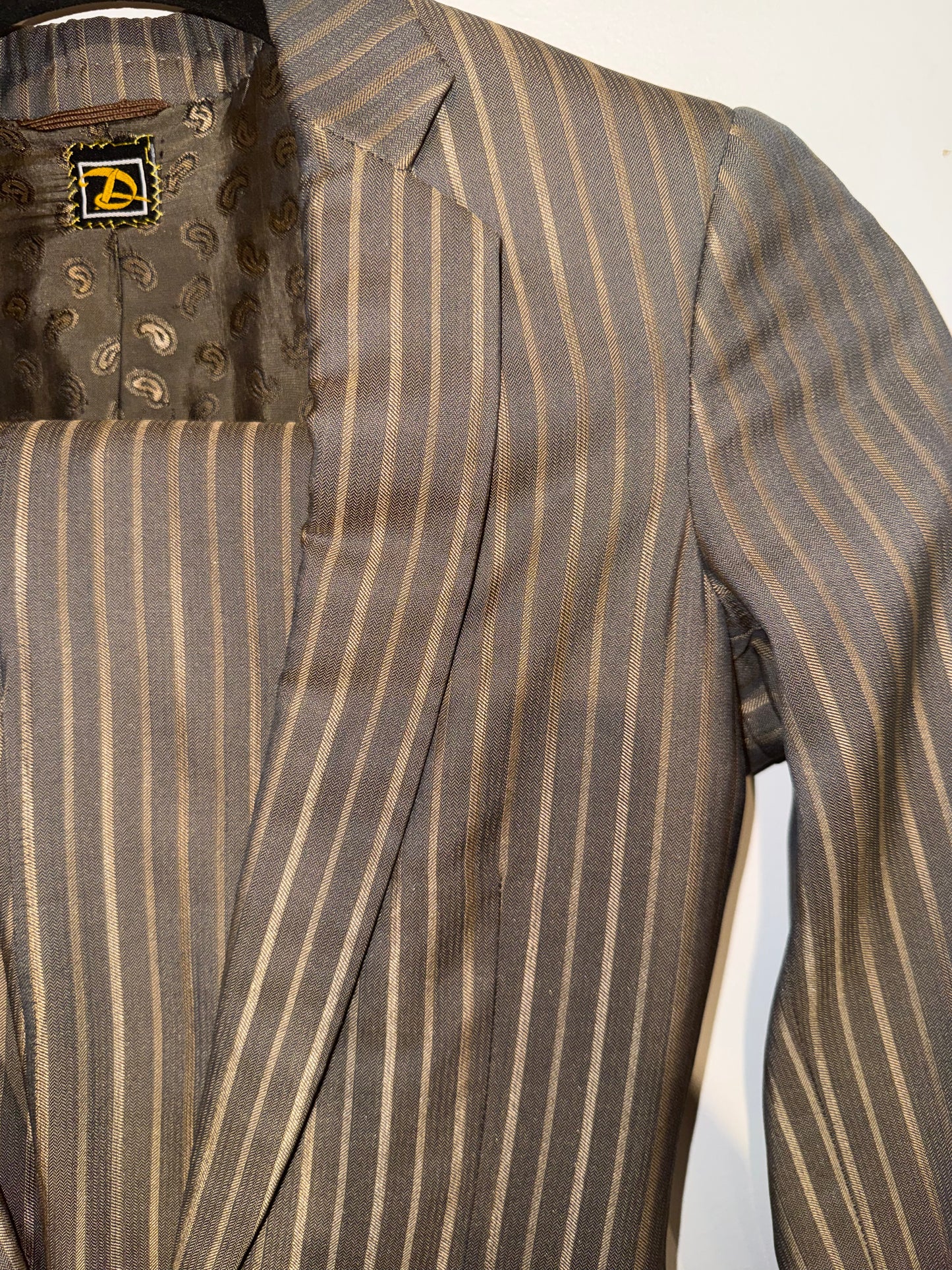 DeRegnaucourt, Girl’s/Teen Day Suit