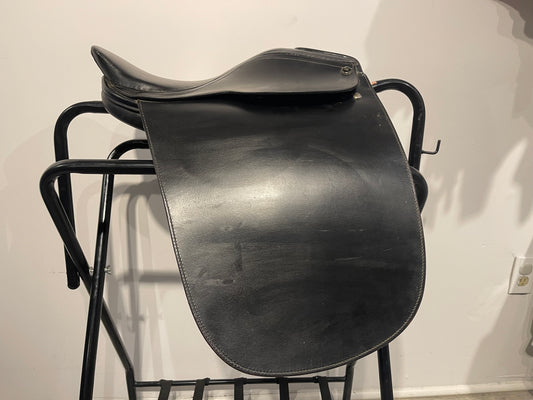 Regency 17in Saddle