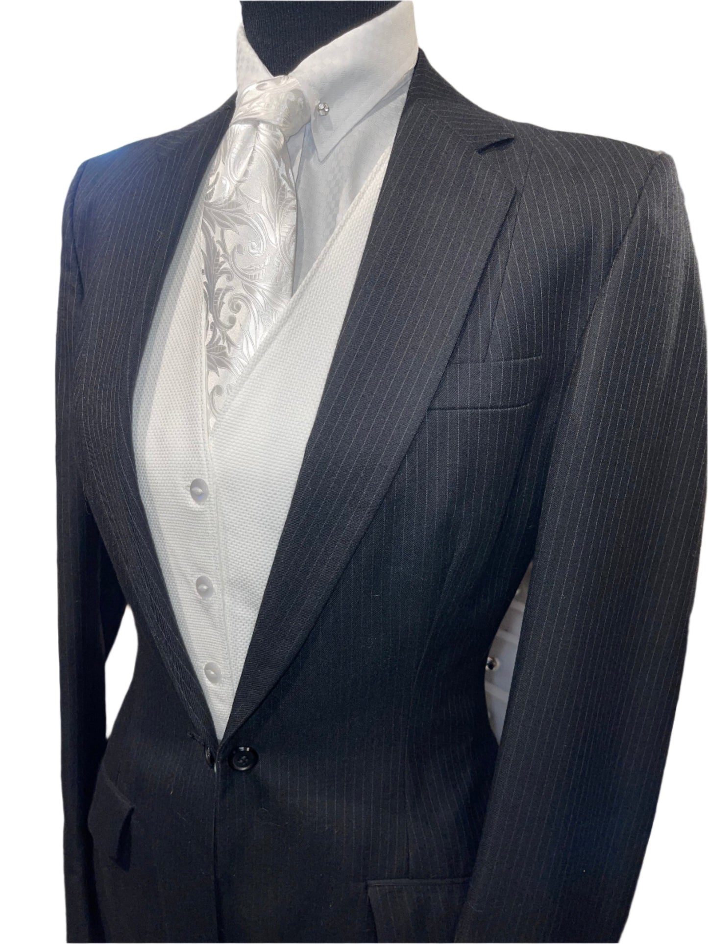 RJ Becht, Ladies Day Suit