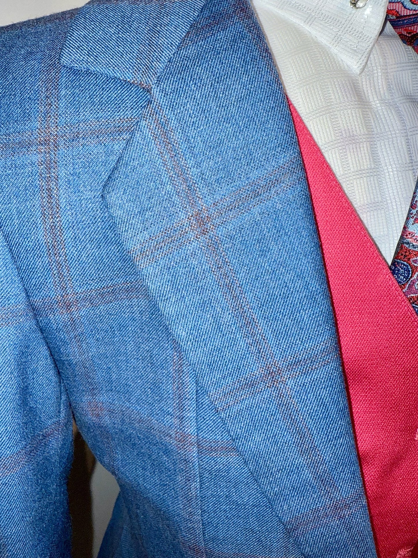 Marsha de Arriaga, Girls Day Suit