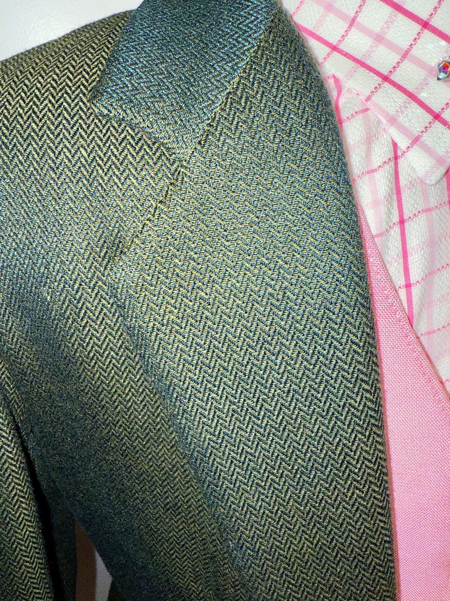 Marsha de Arriaga, Youth Day Suit