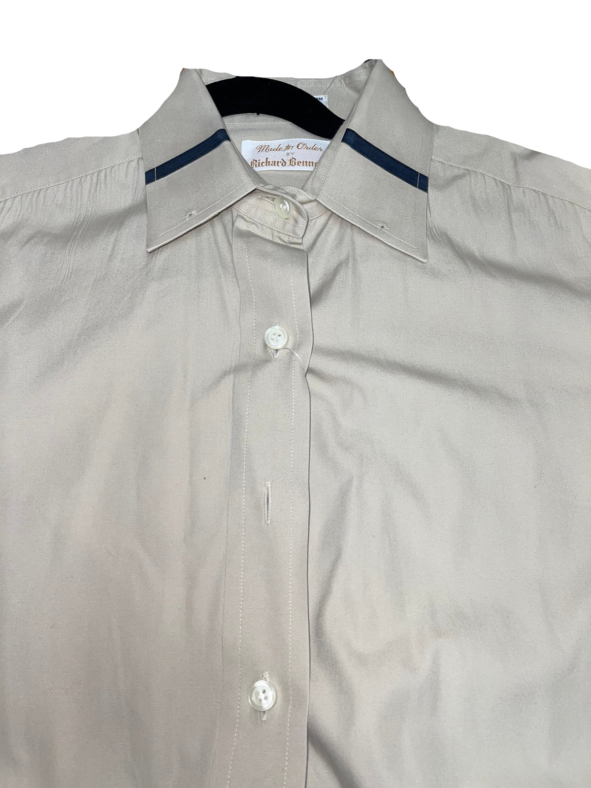 Custom, Taupe Shirt