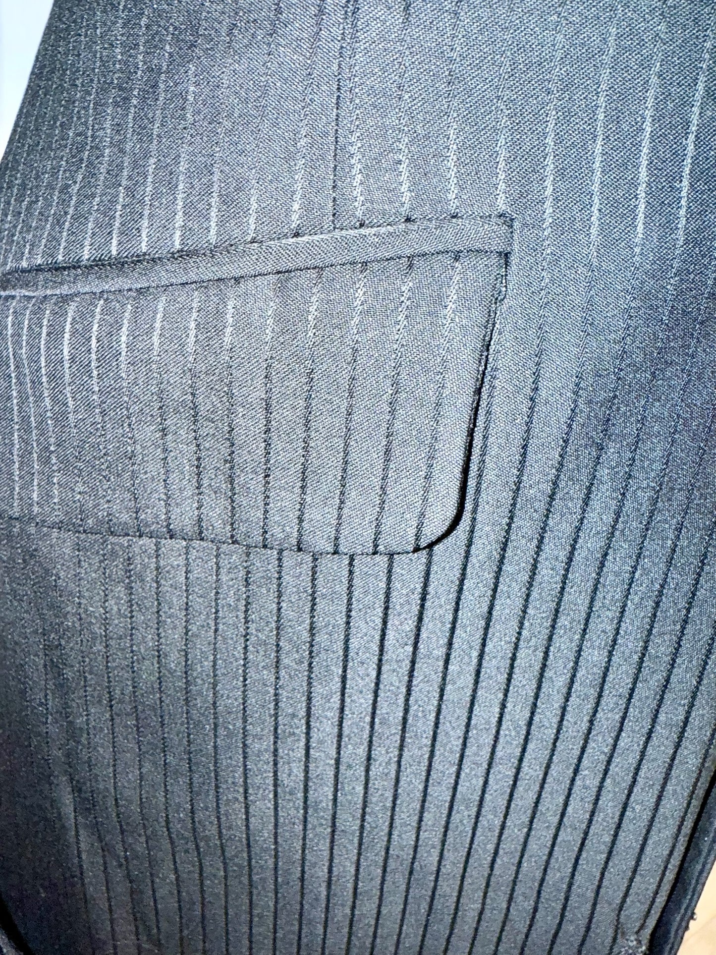 Hawkewood, Youth Day Suit