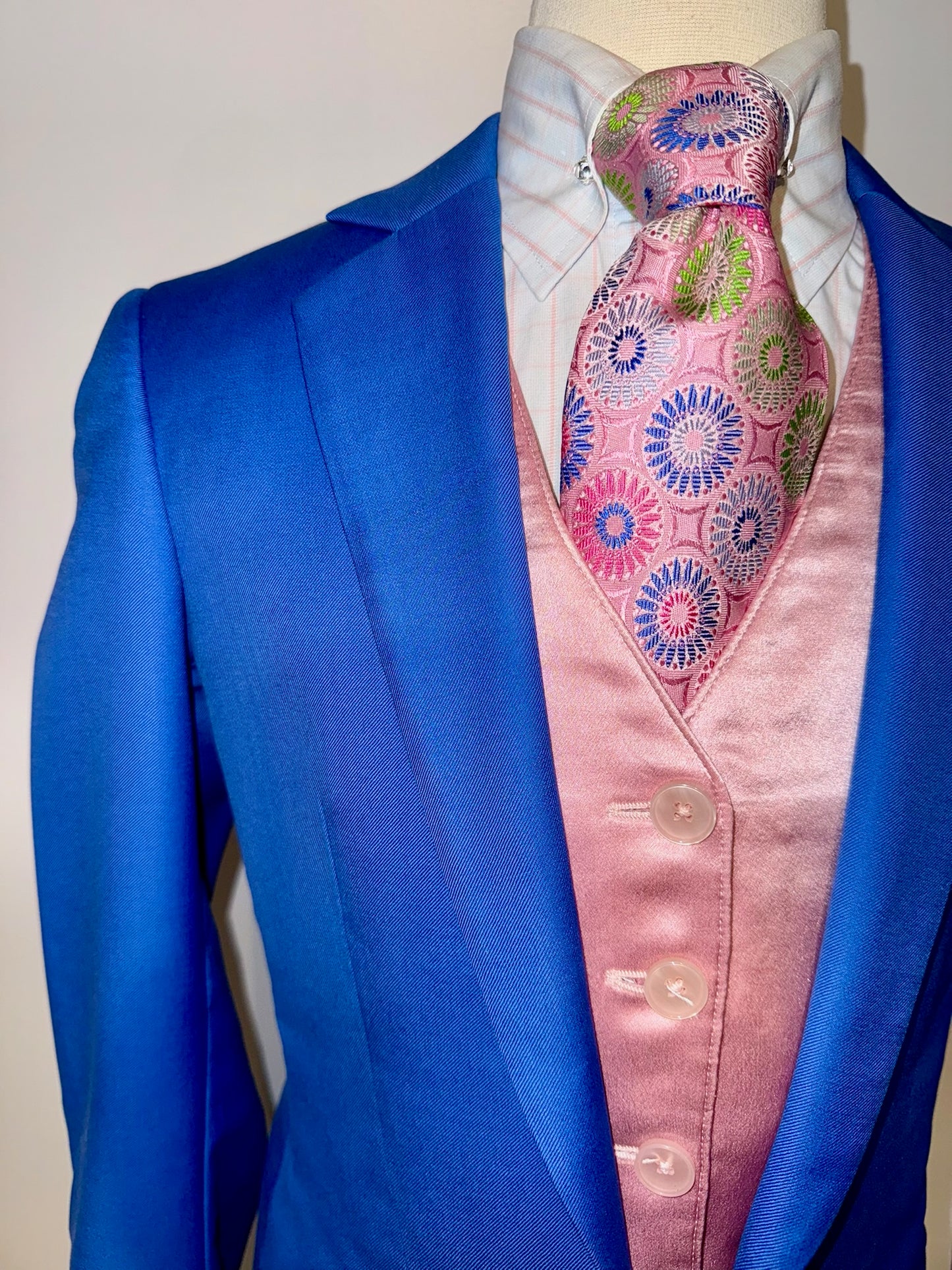 DeRegnaucourt, Girls Day Suit