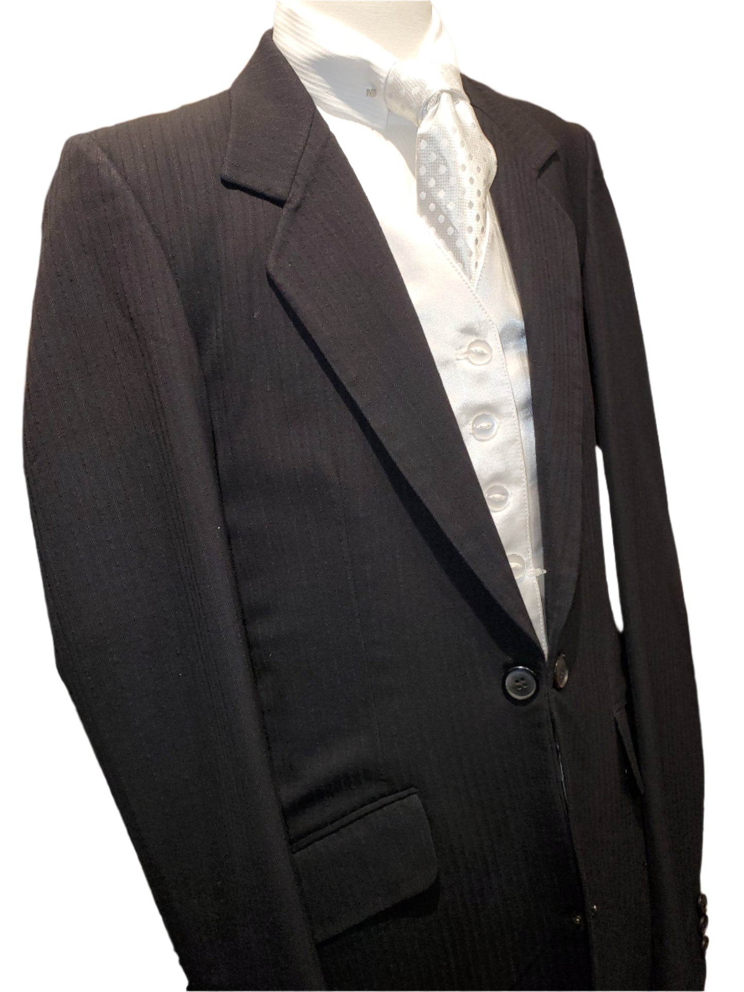 Marsha De Arriaga, Youth Day Suit