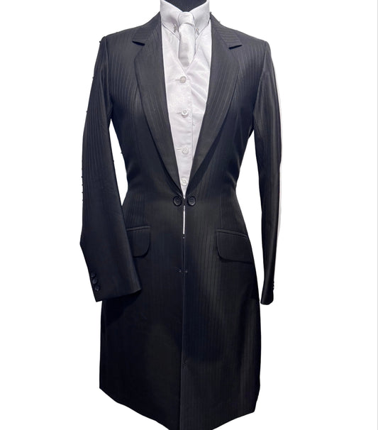 Marsha De Arriaga, Black Ladies Suit