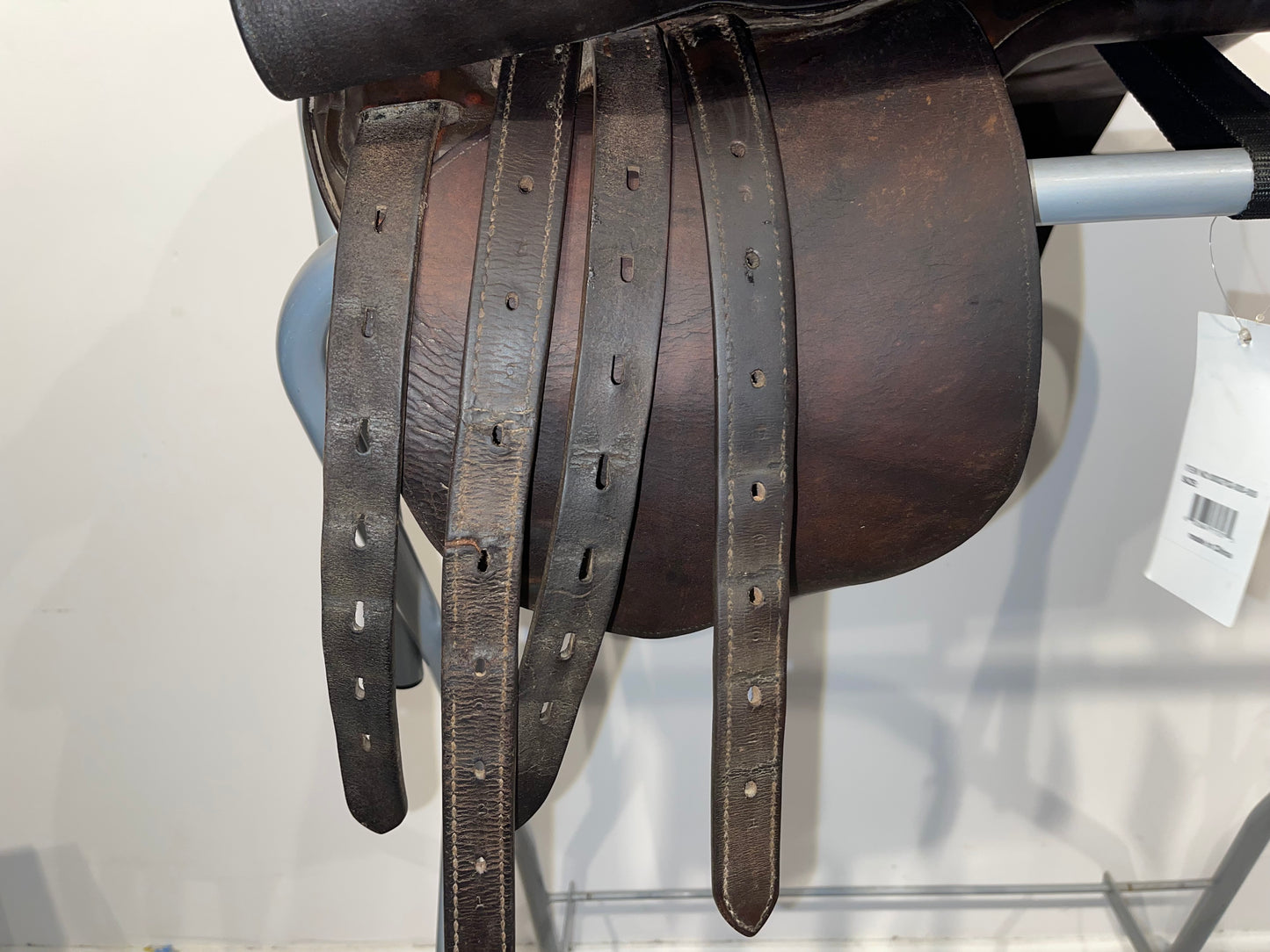 20.5in Blue Ribbon Cutback Saddle with Adjustable Bar