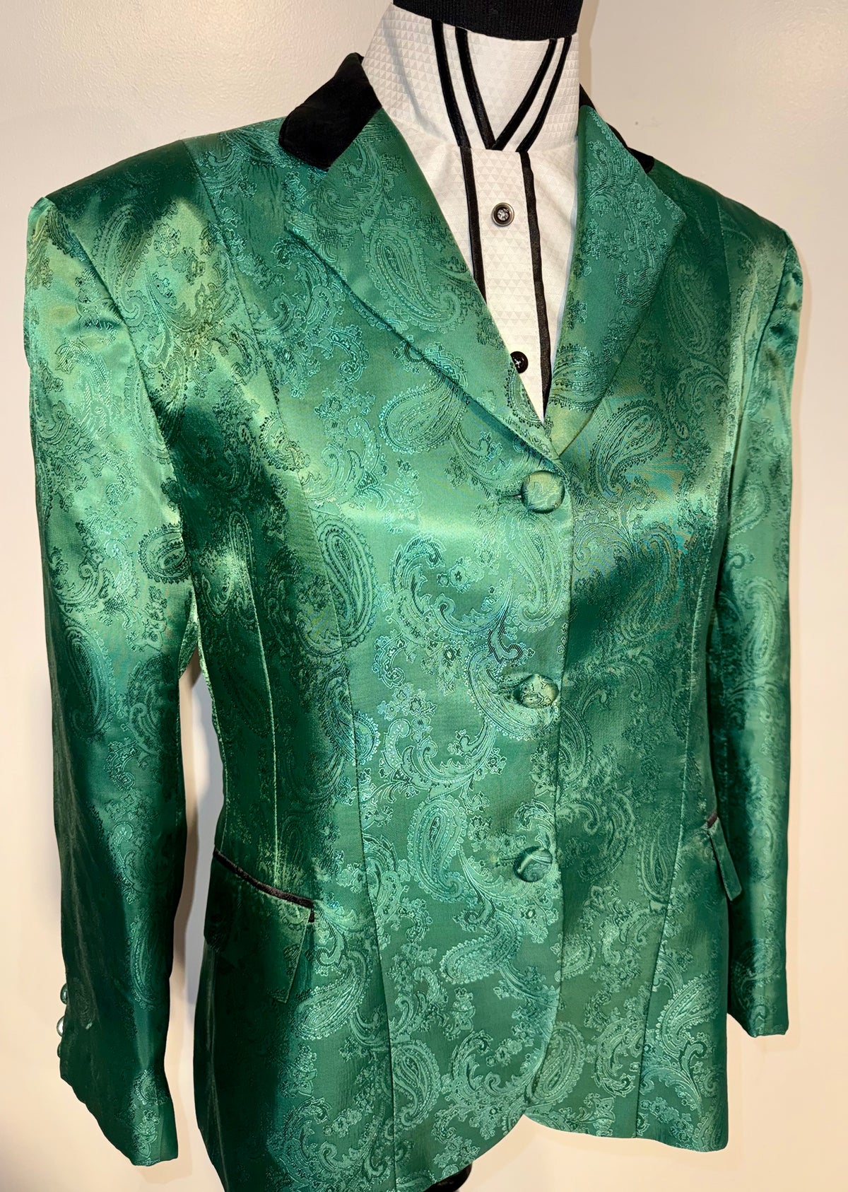 Huntress, Green Ladies Hunt Coat