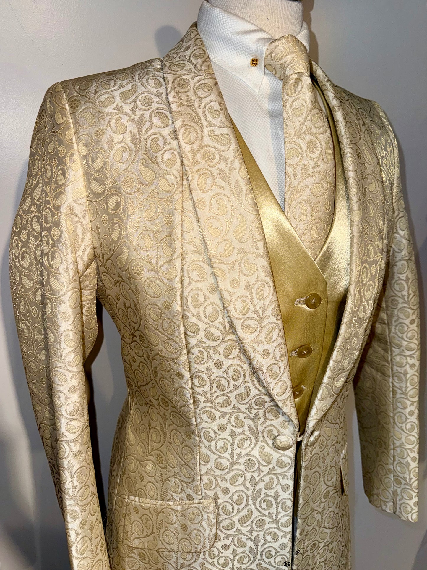 Marsha De Arriaga, Cream Ladies 10 Day Coat