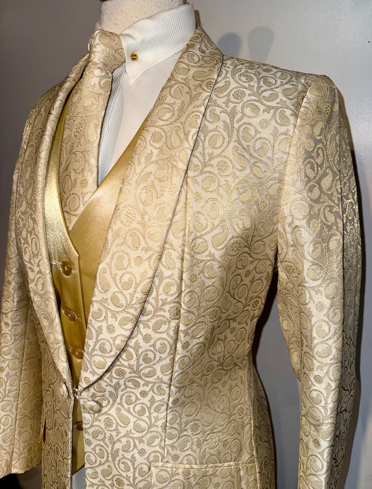 Marsha De Arriaga, Cream Ladies 10 Day Coat