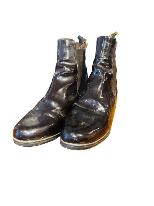 Ovation Brown 7.5 Patent Boots