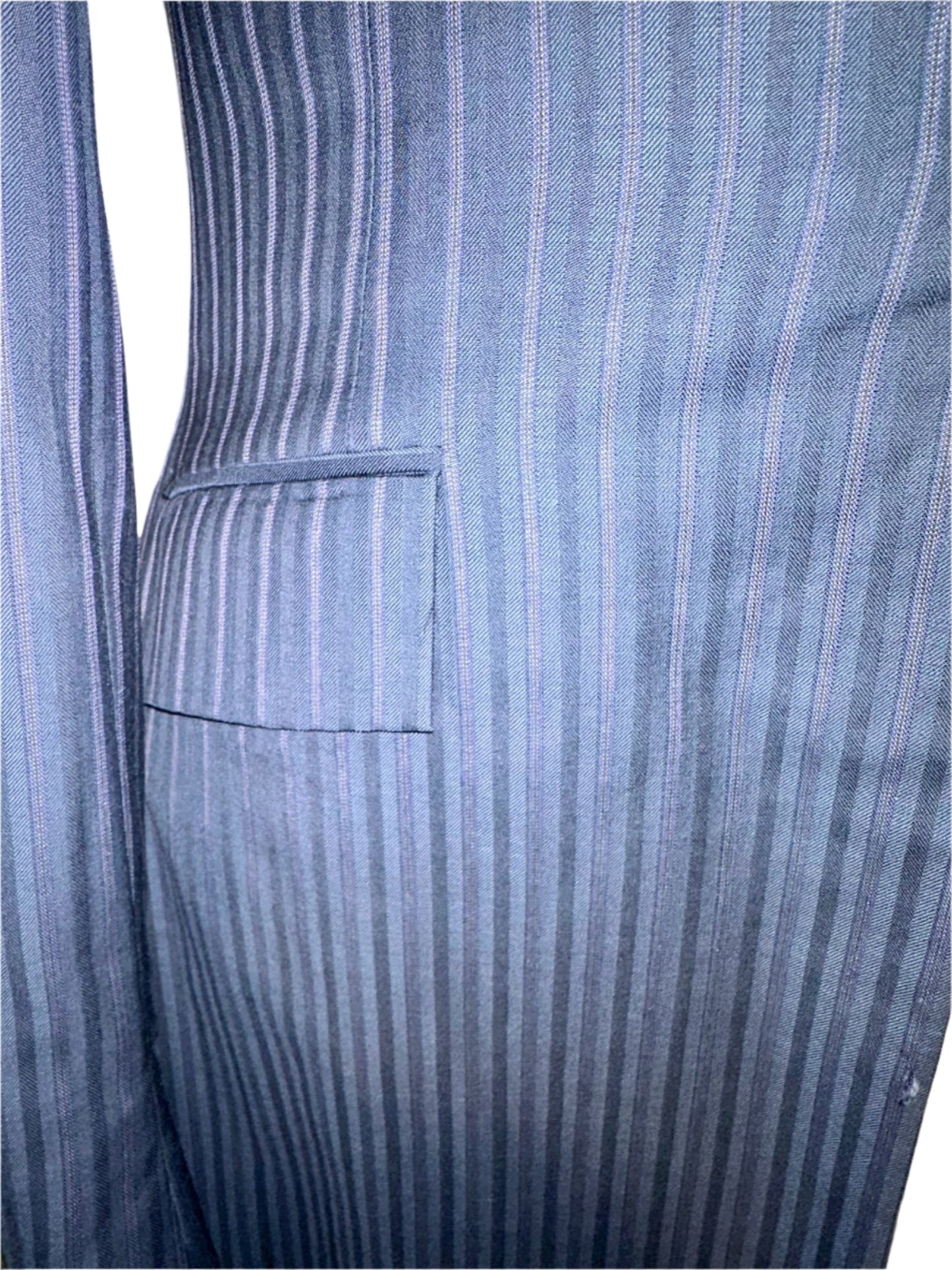 DeRegnaucourt, Youth Day Suit