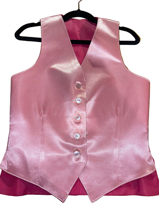 BRB, Pink Vest