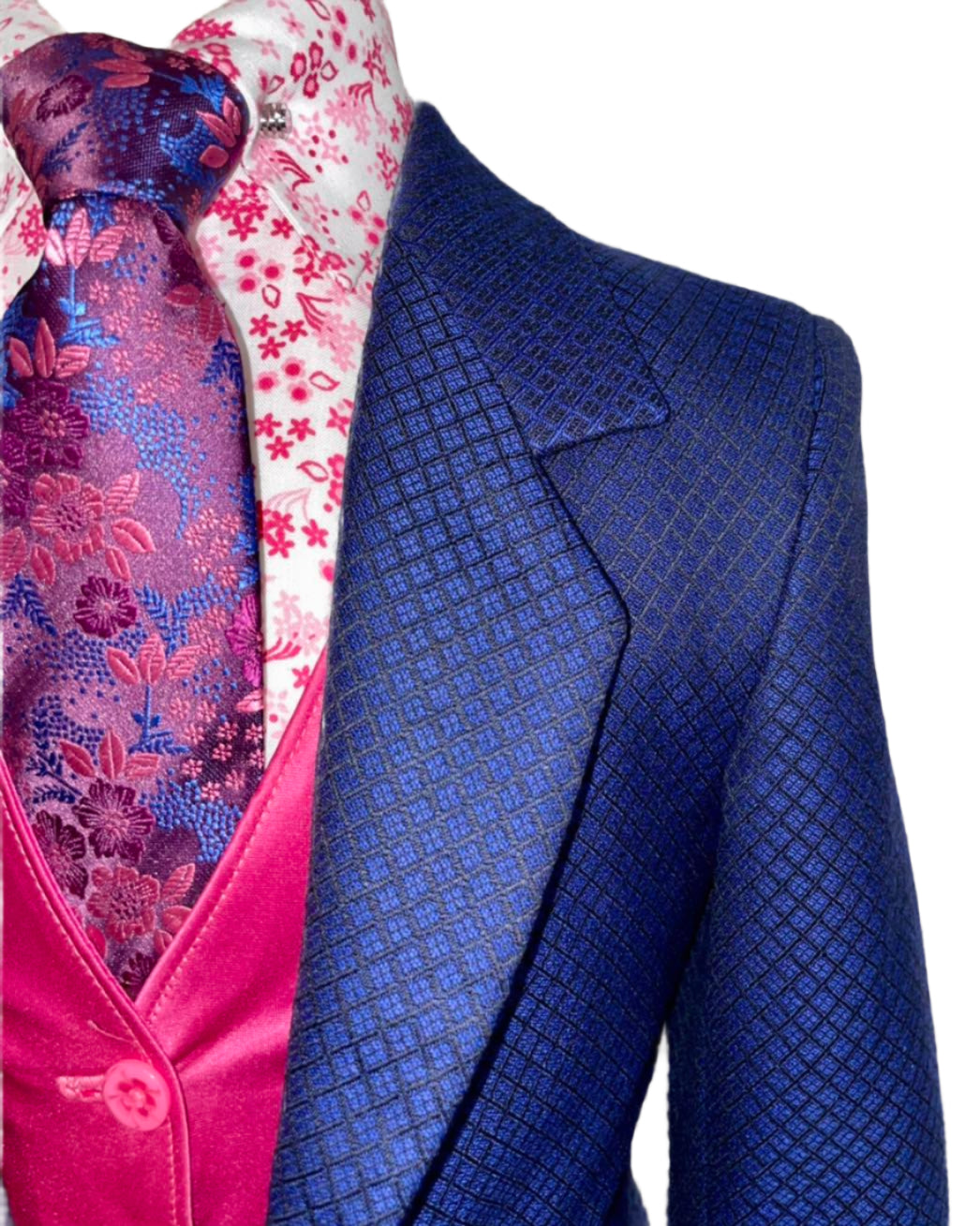 Marsha De Arriaga, Girls Day Suit