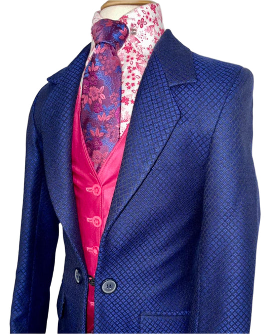 Marsha De Arriaga, Girls Day Suit