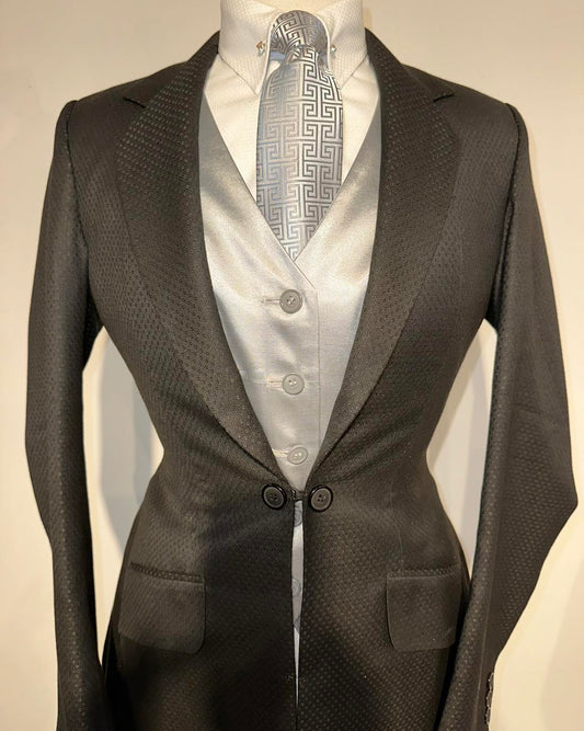 MTC, Black Teen Suit