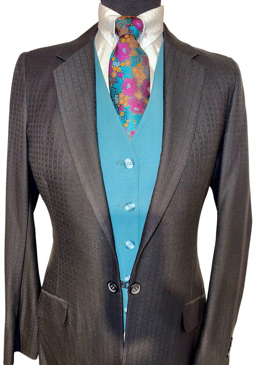 Hawkewood, Ladies Day Suit