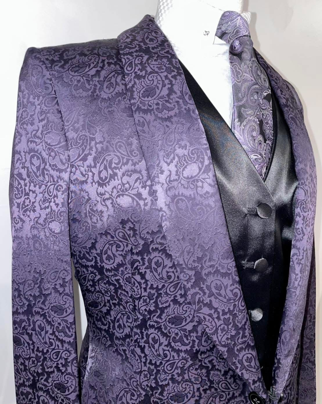 Becker Brothers, Ladies Day Coat