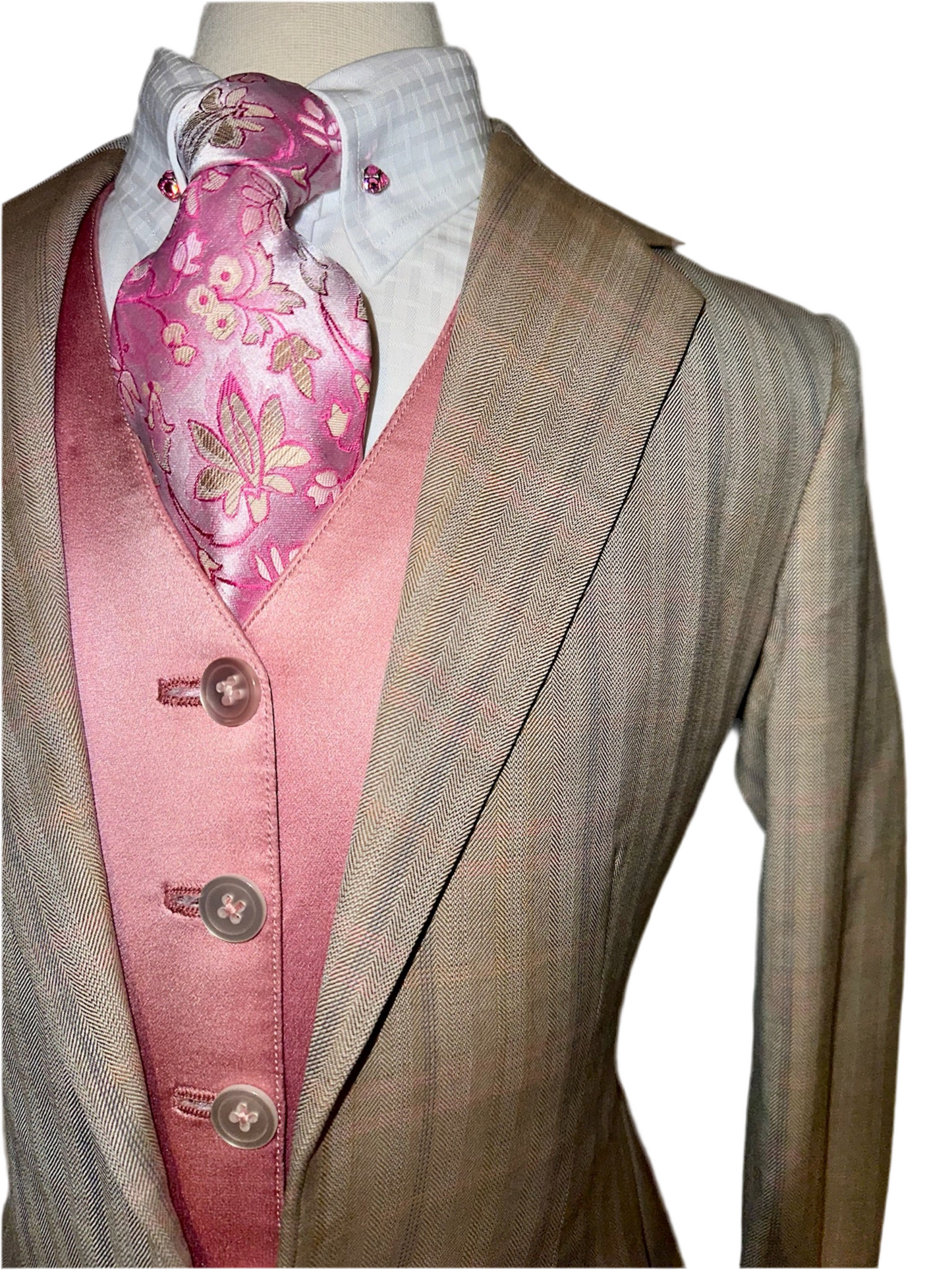 Hawkewood, Youth Day Suit