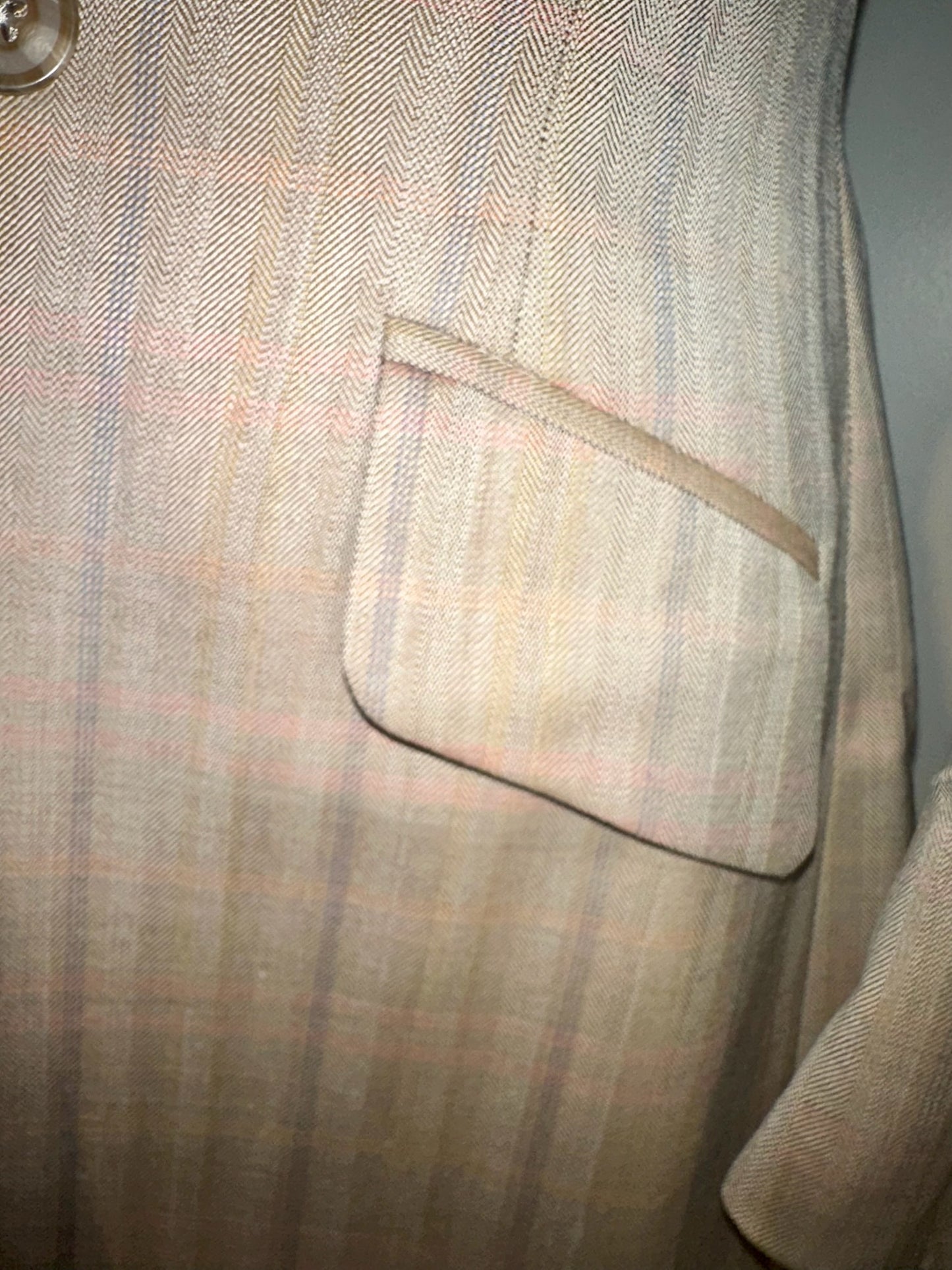 Hawkewood, Youth Day Suit