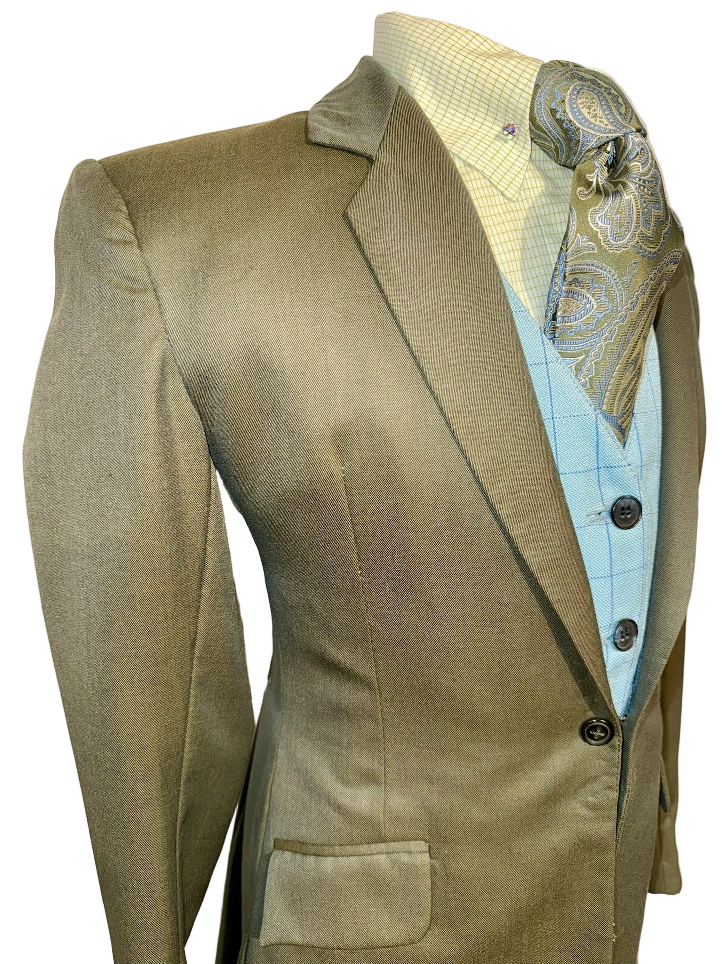 Marsha De Arriaga, Girls Day Suit