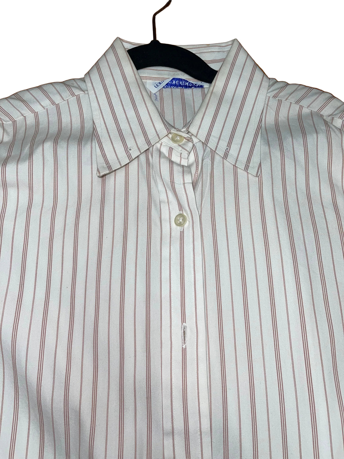 Le Cheval, White with Red Stripe Shirt