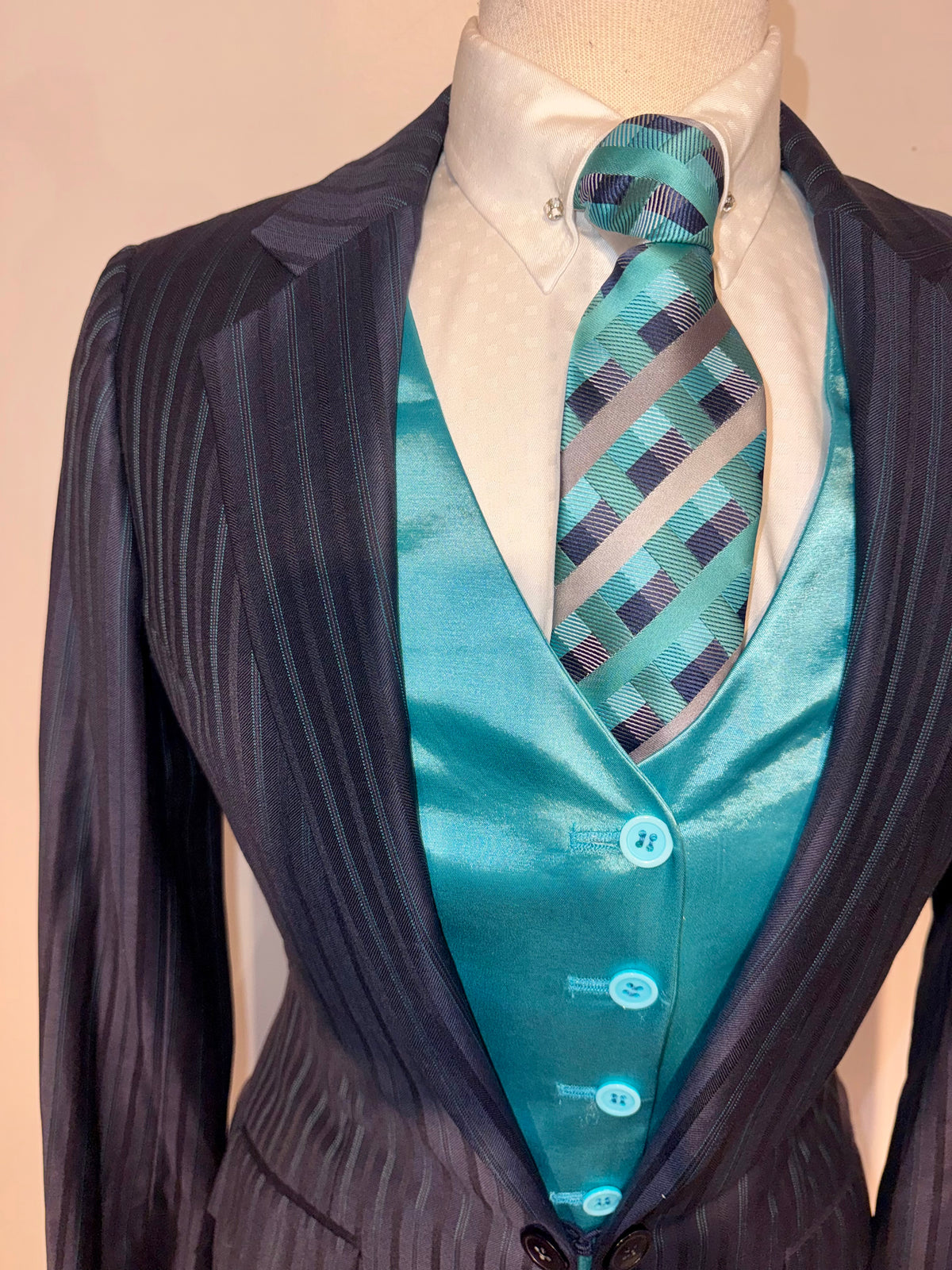 DeRegnaucourt, Navy Day Suit