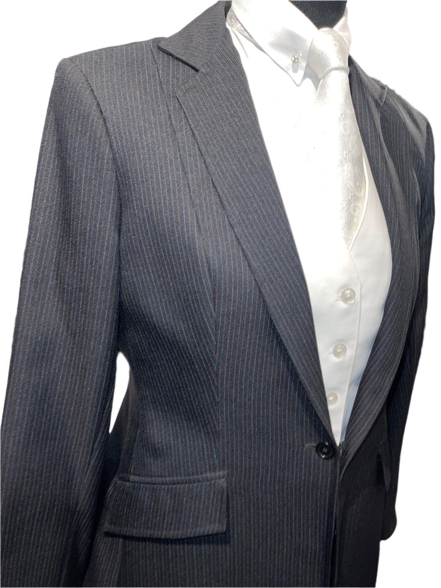 Reed Hill, Ladies Day Suit