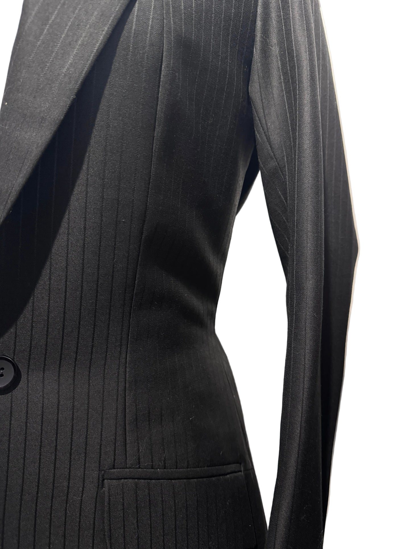 Marsha De Arriaga, Black Ladies Suit