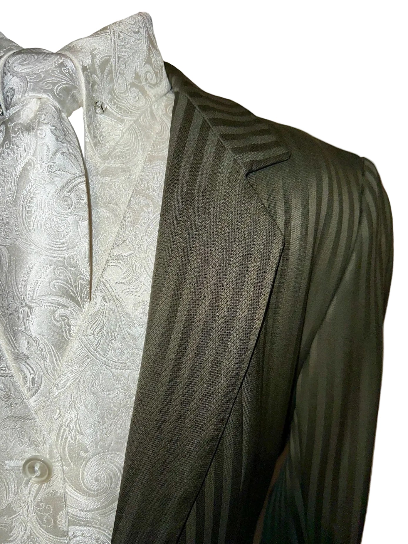 Marsha De Arriaga, Ladies Day Suit