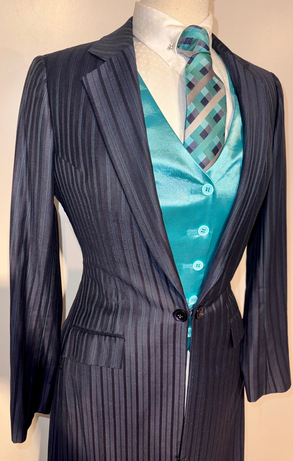 DeRegnaucourt, Navy Day Suit