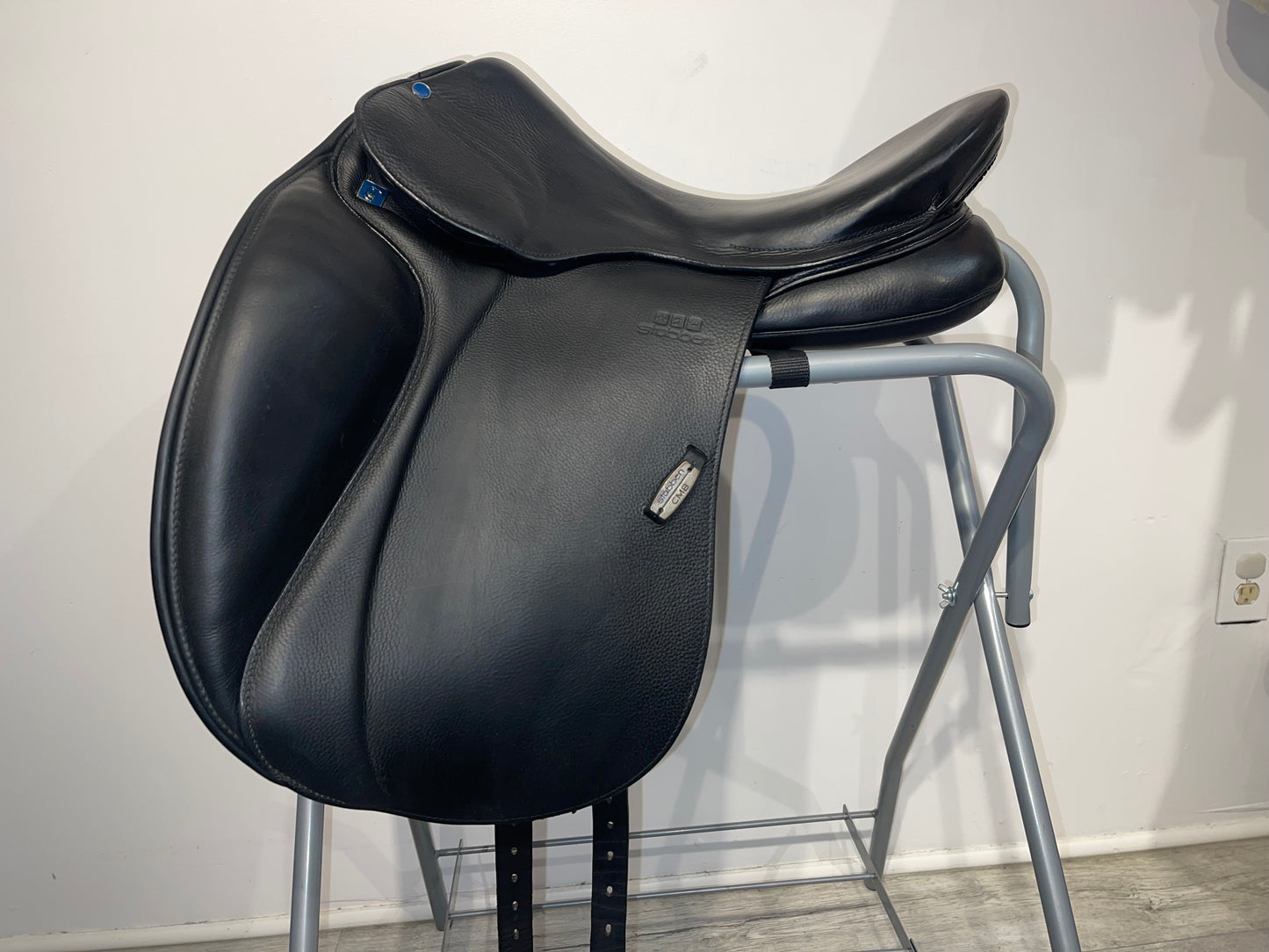 Stubben Aramis II Dressage Saddle 18in 27Cm Tree