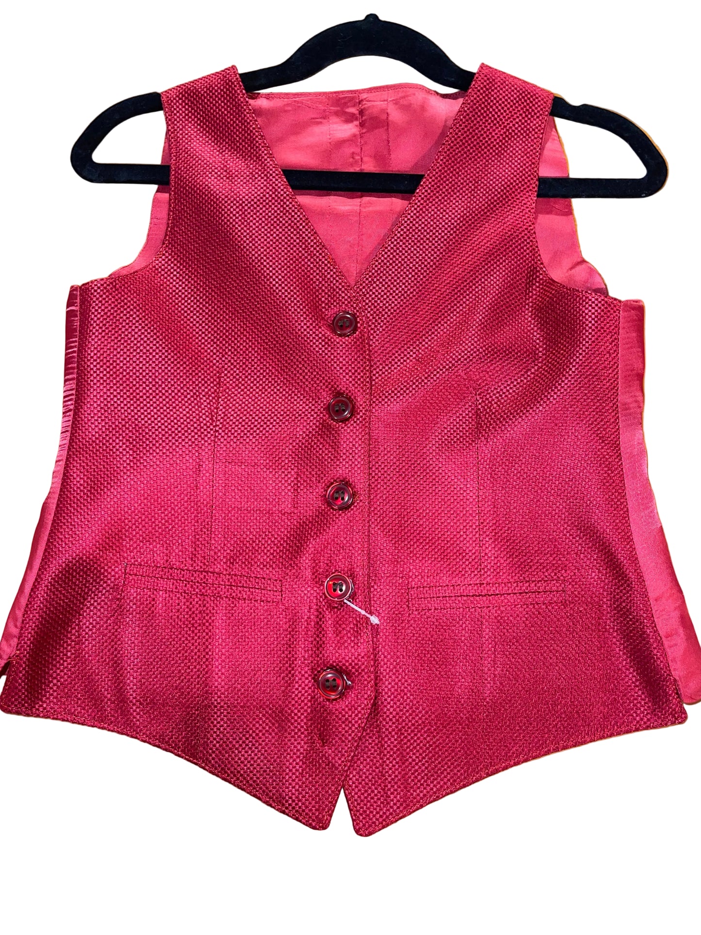 Becker Brothers, Red Vest