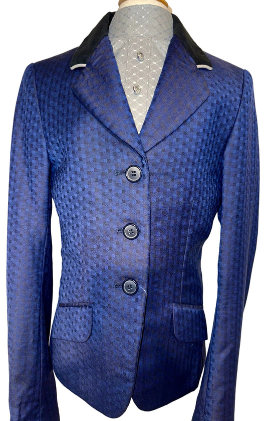 Marsha De Arriaga, Girls Hunt Coat