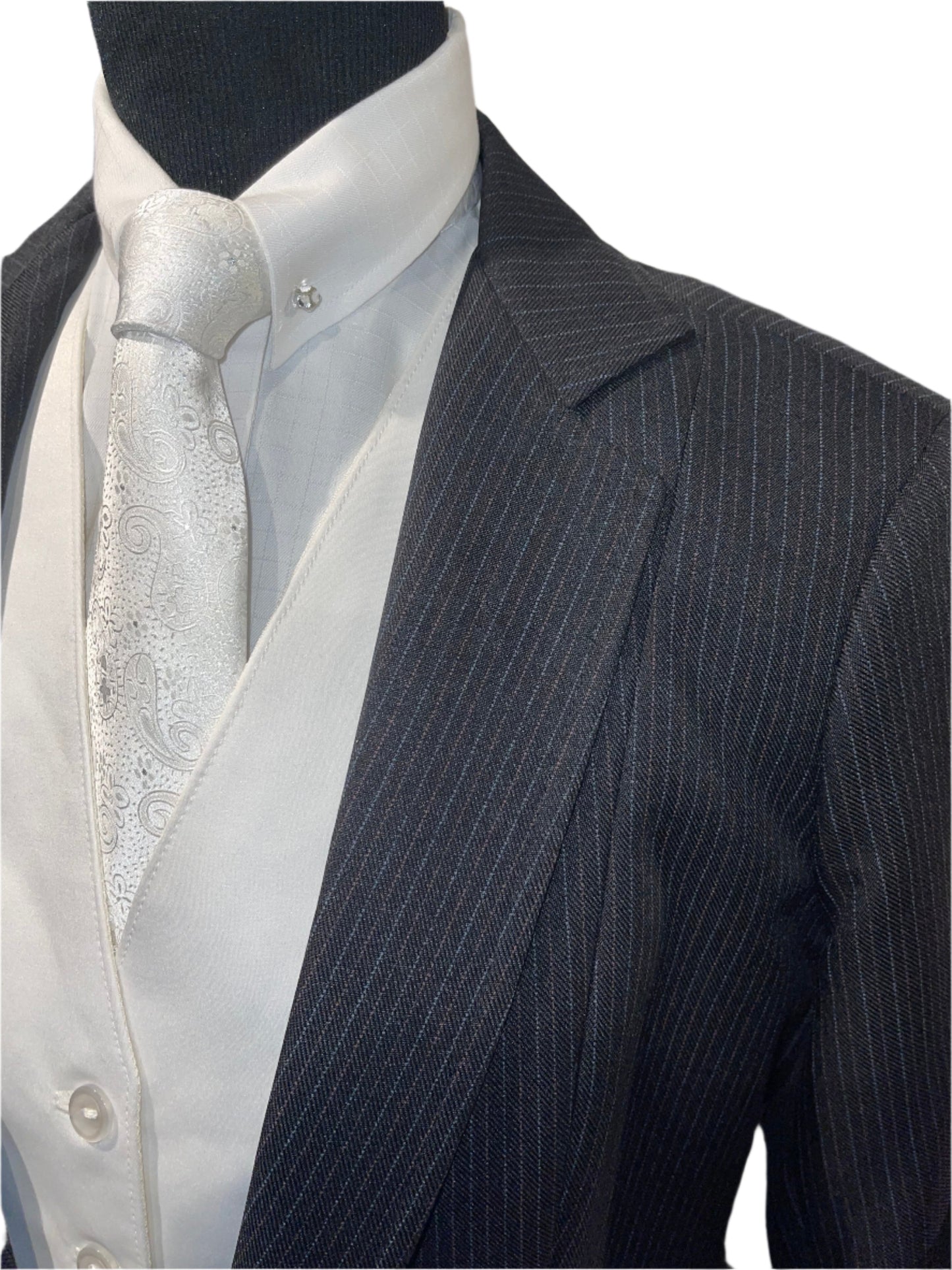 Reed Hill, Ladies Day Suit