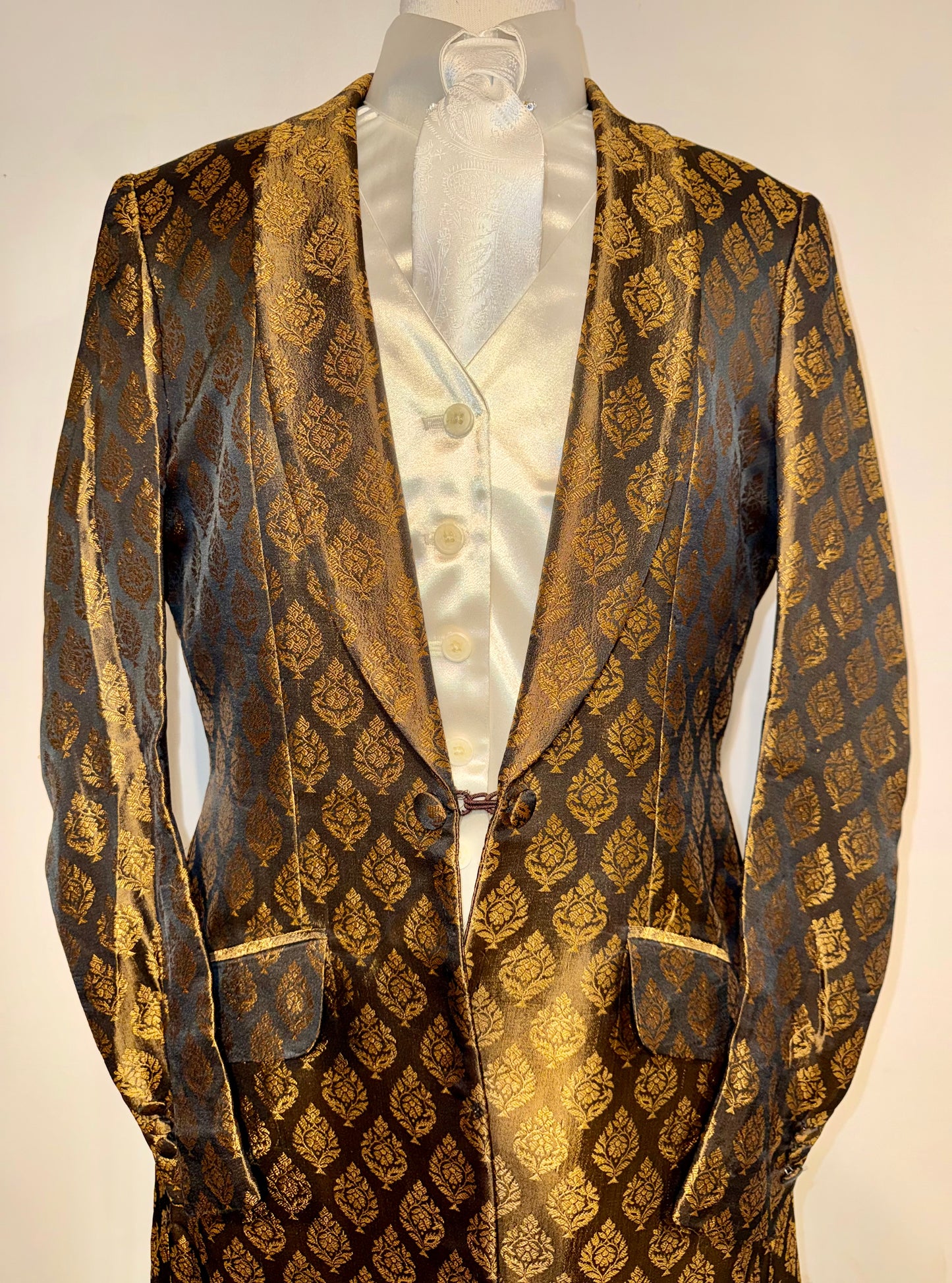 Marsha De Arriaga, Bronze Ladies 16 Daycoat