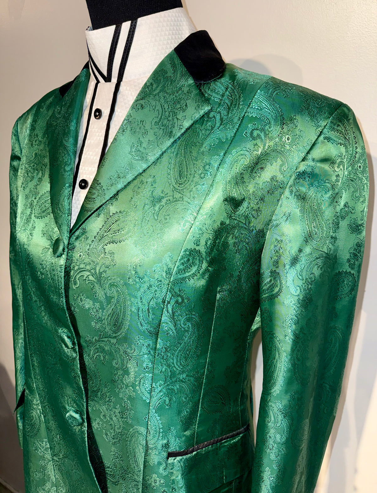 Huntress, Green Ladies Hunt Coat